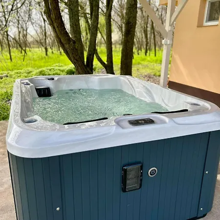 Varazslakos Tanya * Soltvadkert