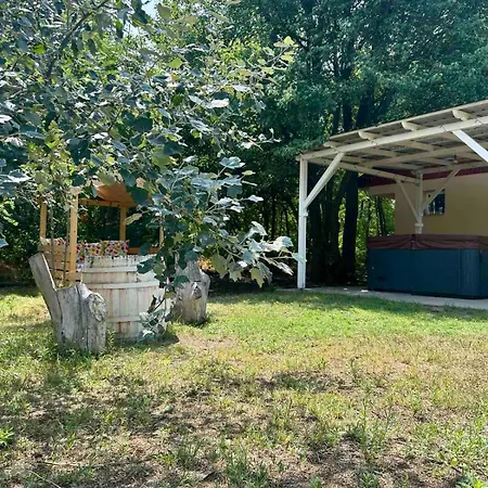 Apartment Varazslakos Tanya