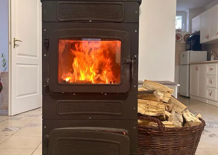 Varazslakos Tanya Apartament Soltvadkert